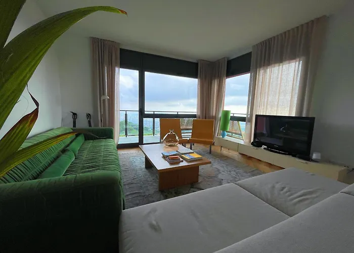 아파트 Circles House Coliving & Coworking *