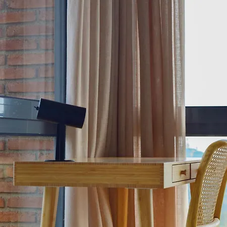 Circles House Coliving & Coworking *