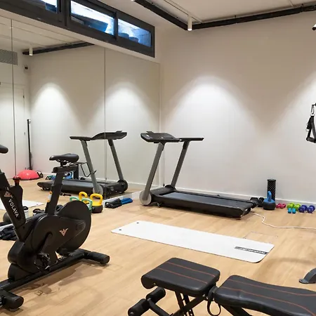 Apartment Circles House Coliving & Coworking