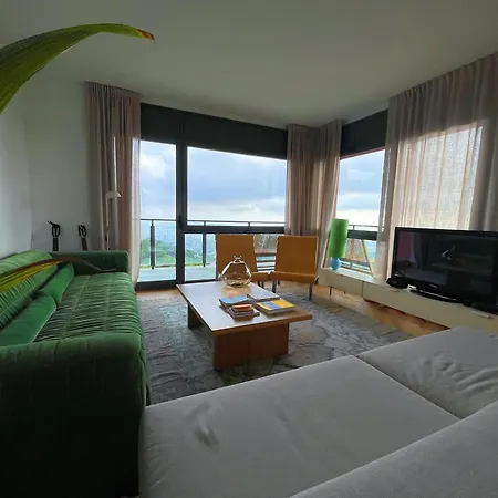 Apartment Circles House Coliving & Coworking *