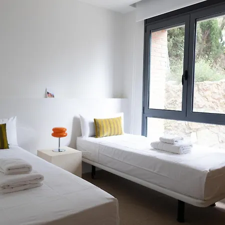 Apartment Circles House Coliving & Coworking
